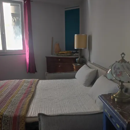 Du Charme Paisible Dans Le Sud *