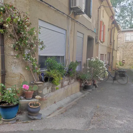 Du Charme Paisible Dans Le Sud Сasa de vacaciones